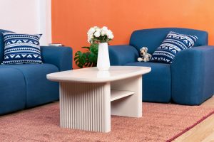 Thicky pearl white coffee table